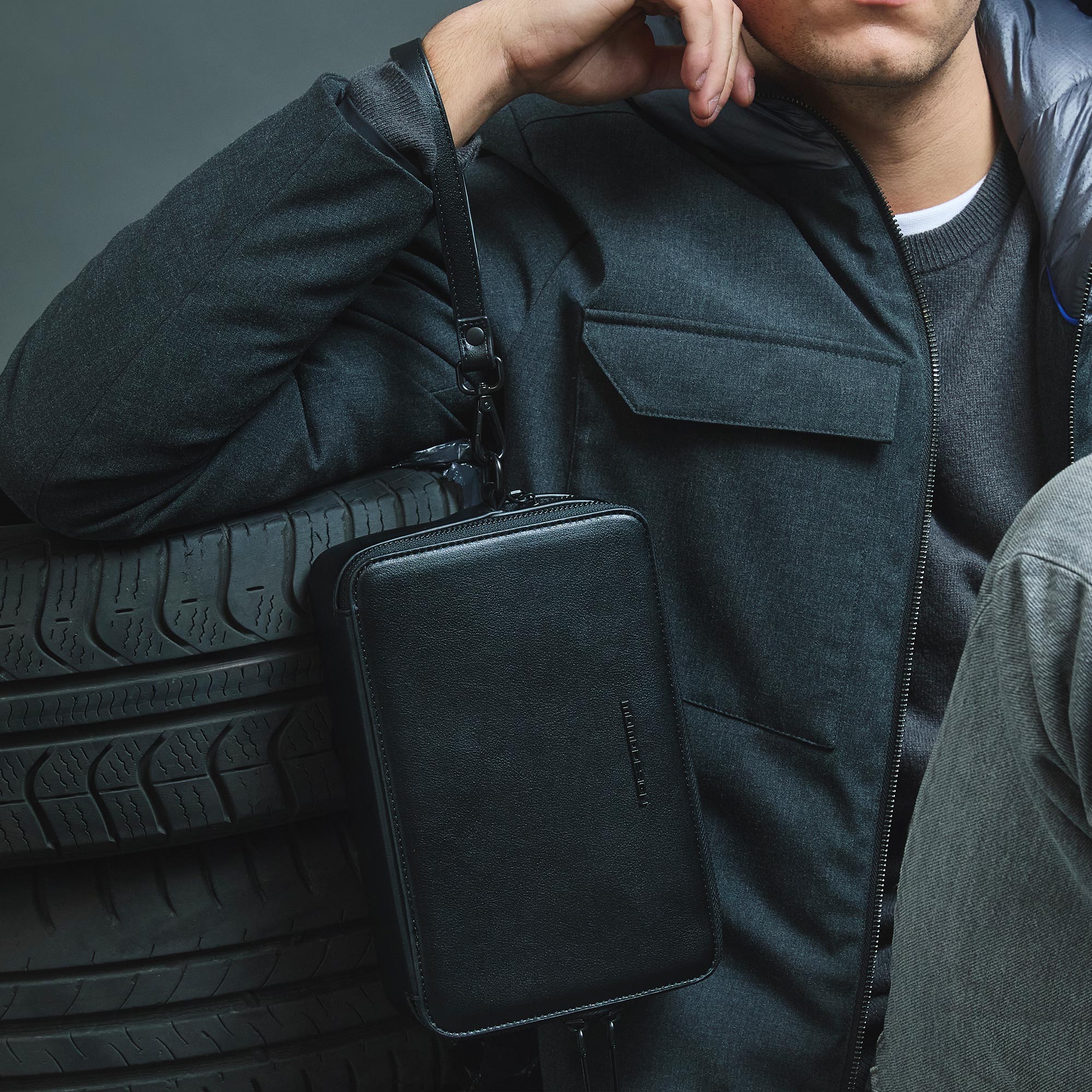 Momodesign pouch business Work nappa grande in nappa PU nera - Image 6