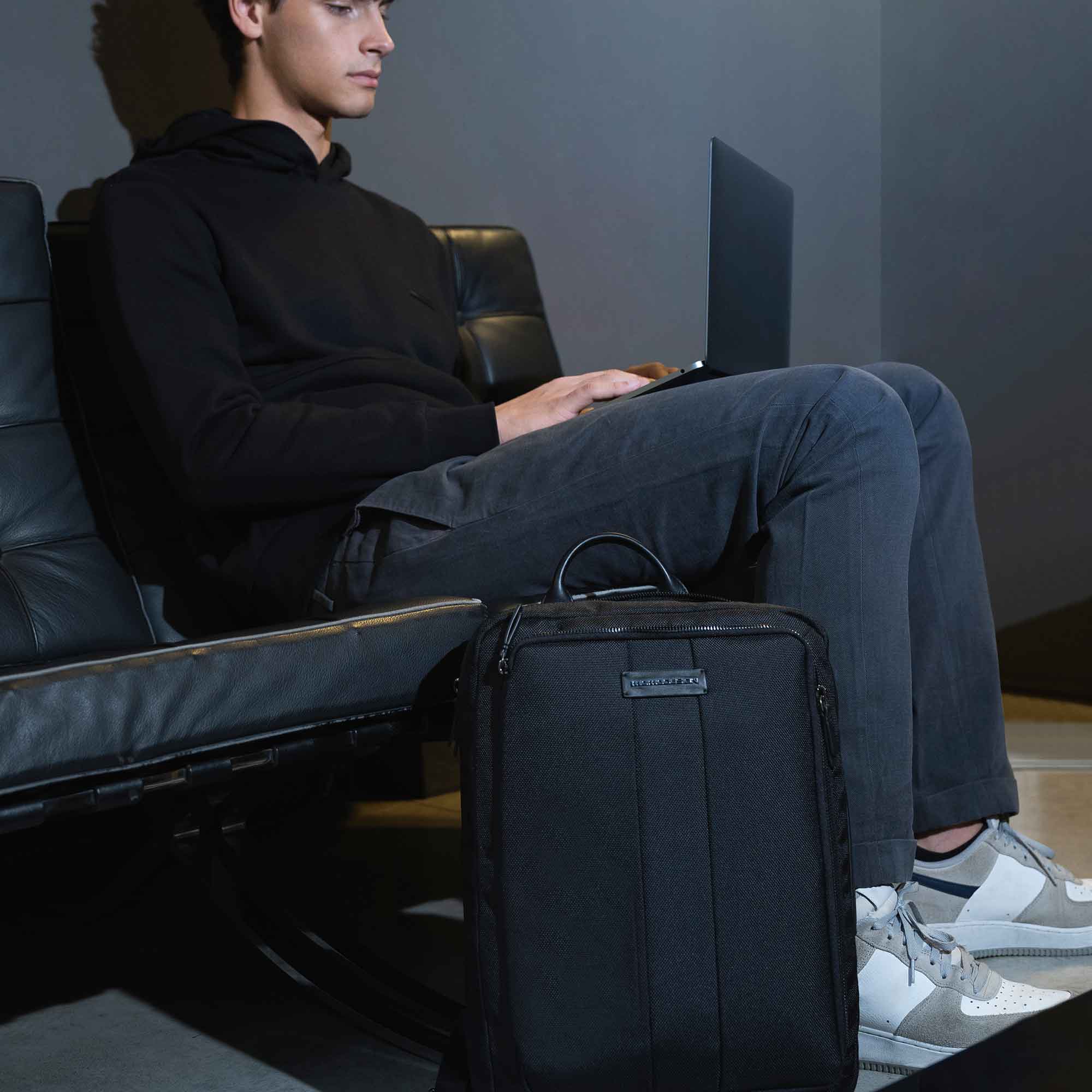 Momodesign Zaino Business Explorer Grande Nero - Image 2