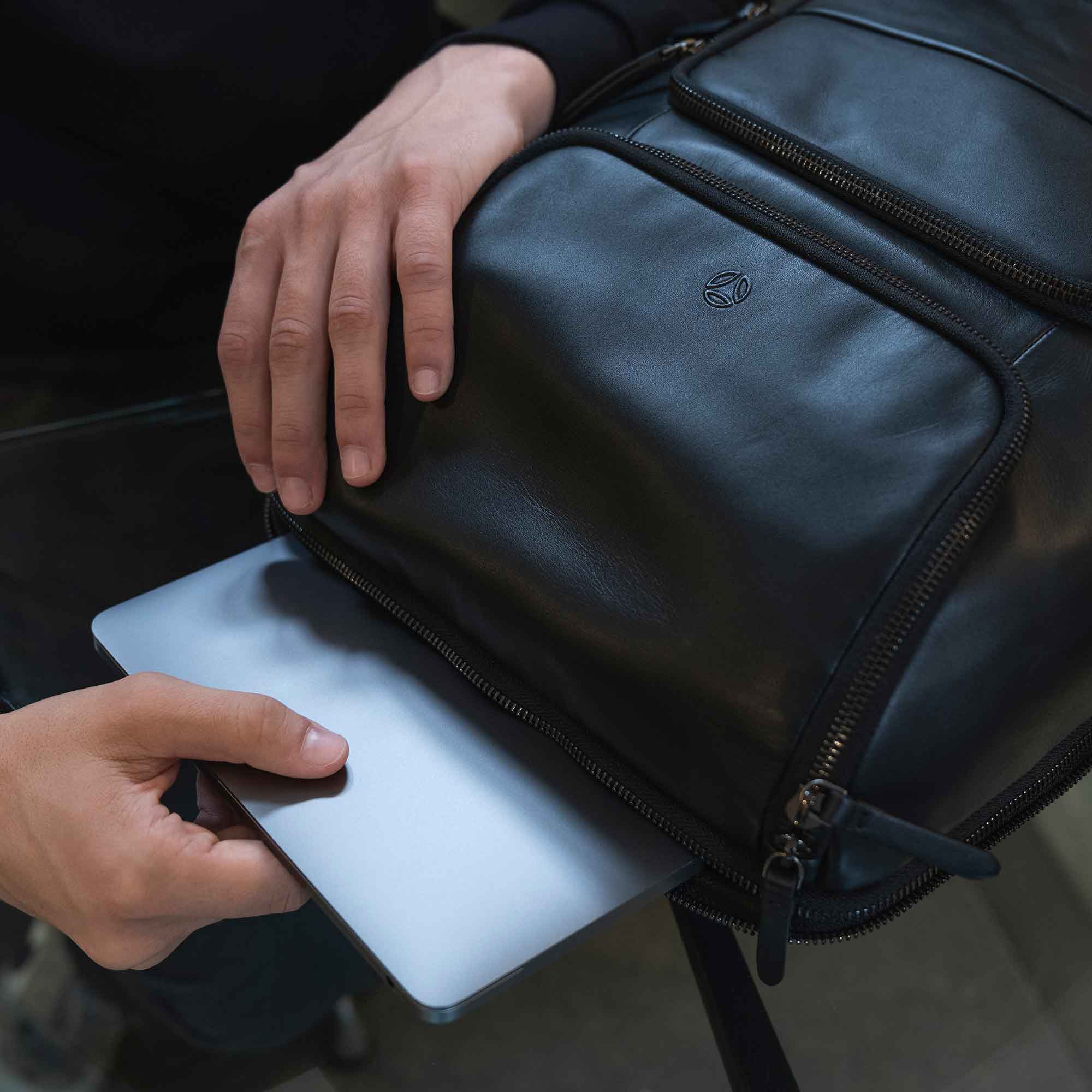 Momodesign Zaino Business Logo due tasche in pelle nera - Image 6