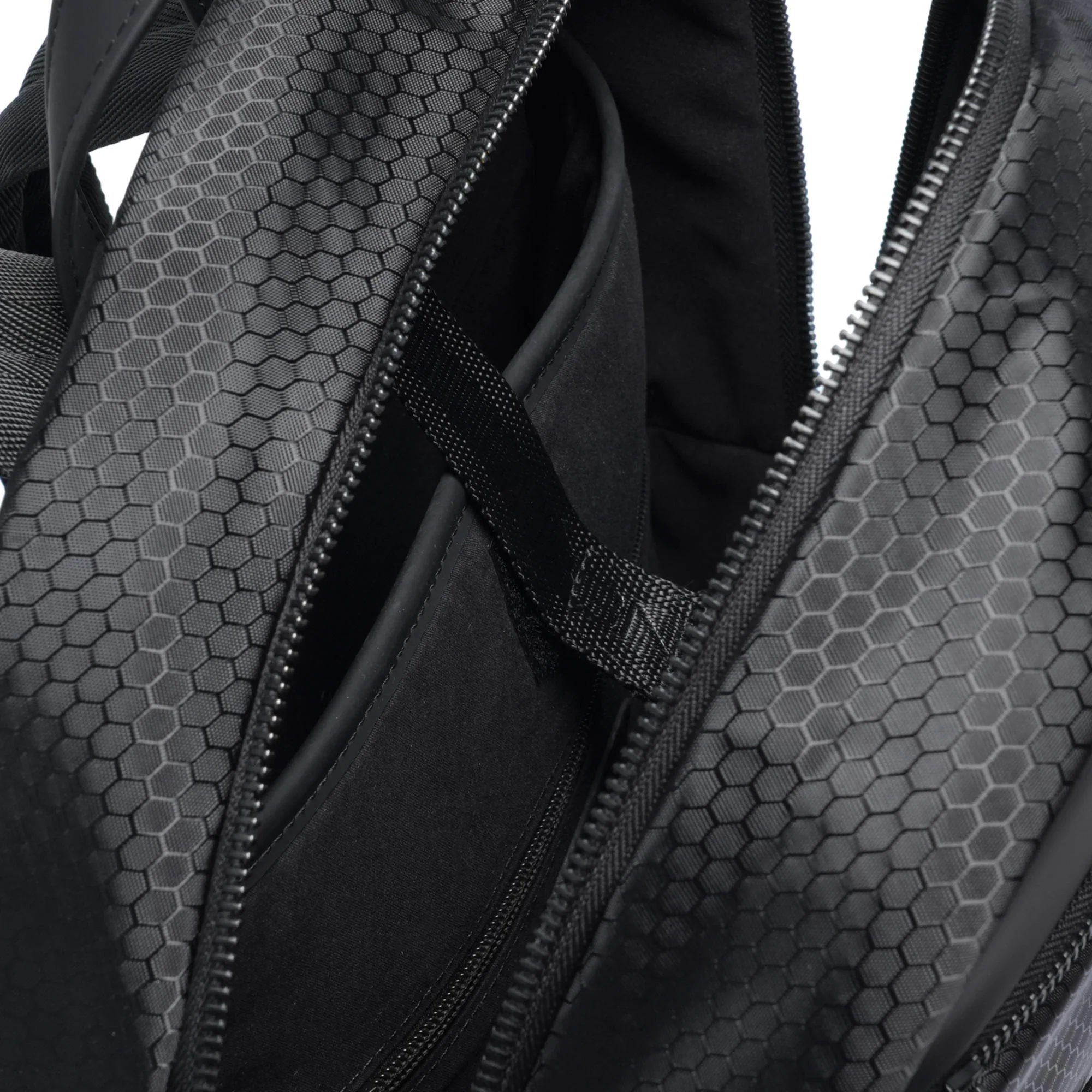 Momodesign Zaino Sportivo Adventure con elastico nero - Image 5