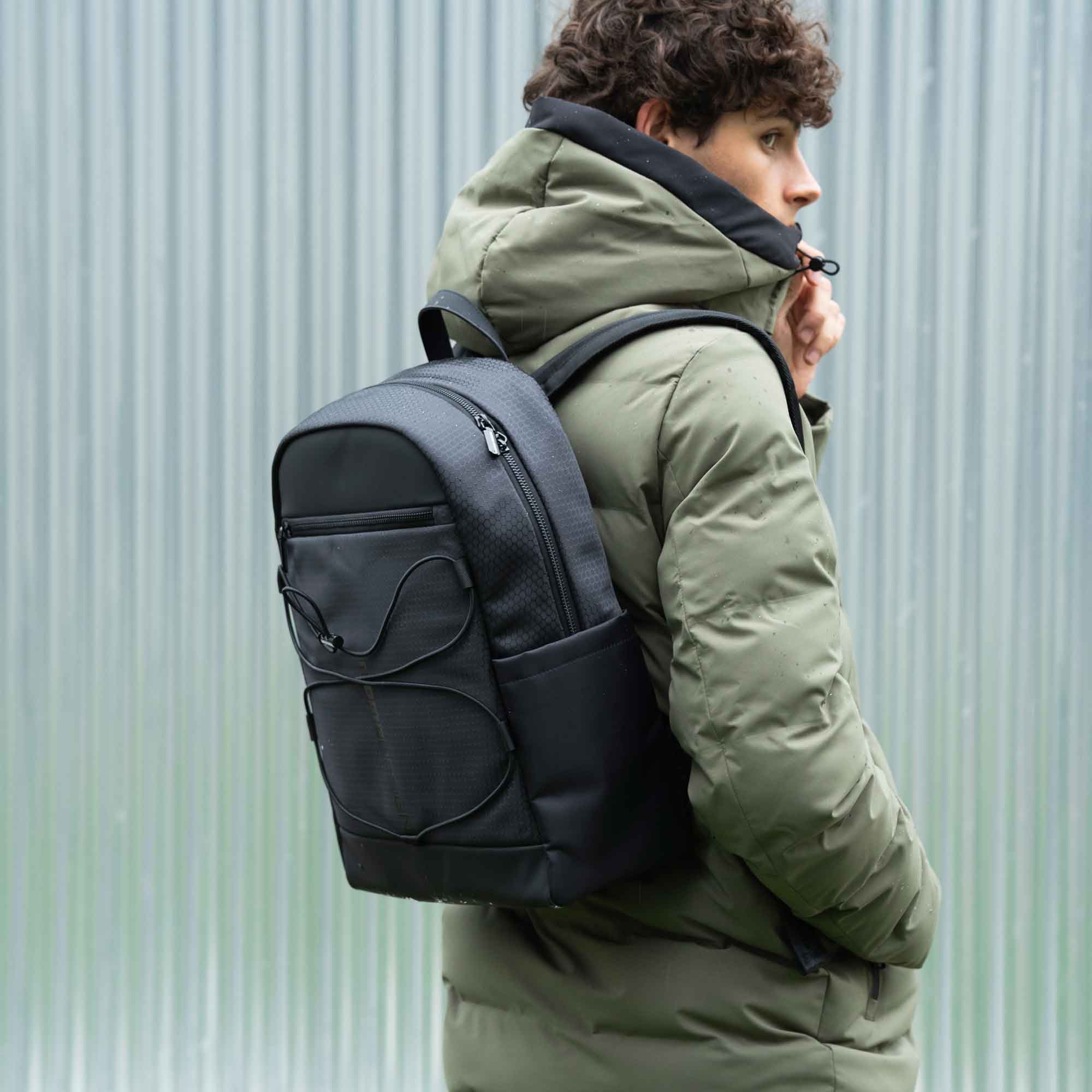 Momodesign Zaino Sportivo Adventure con elastico nero - Image 8