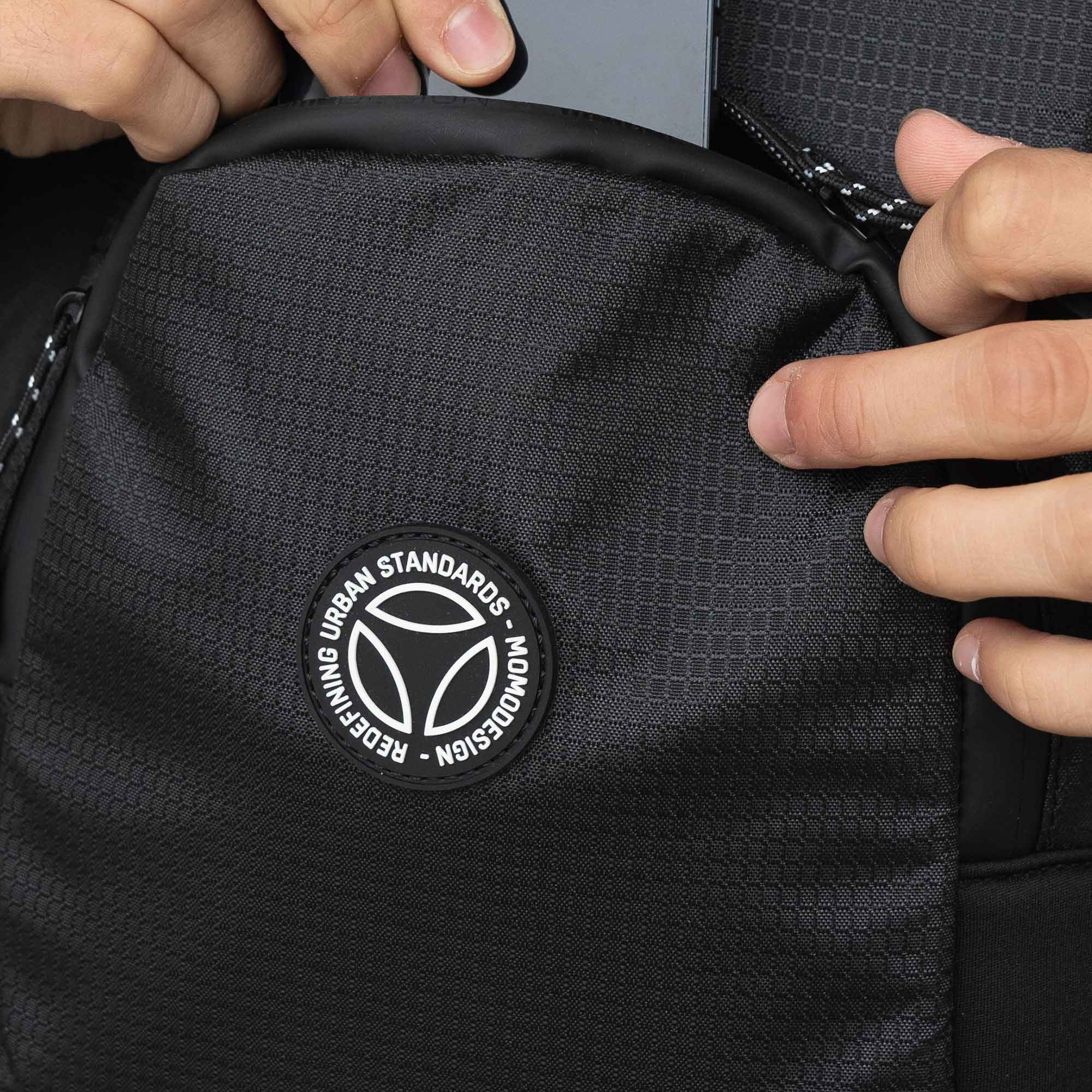 Momodesign Zaino Sportivo Adventure tasca frontale nero - Image 12